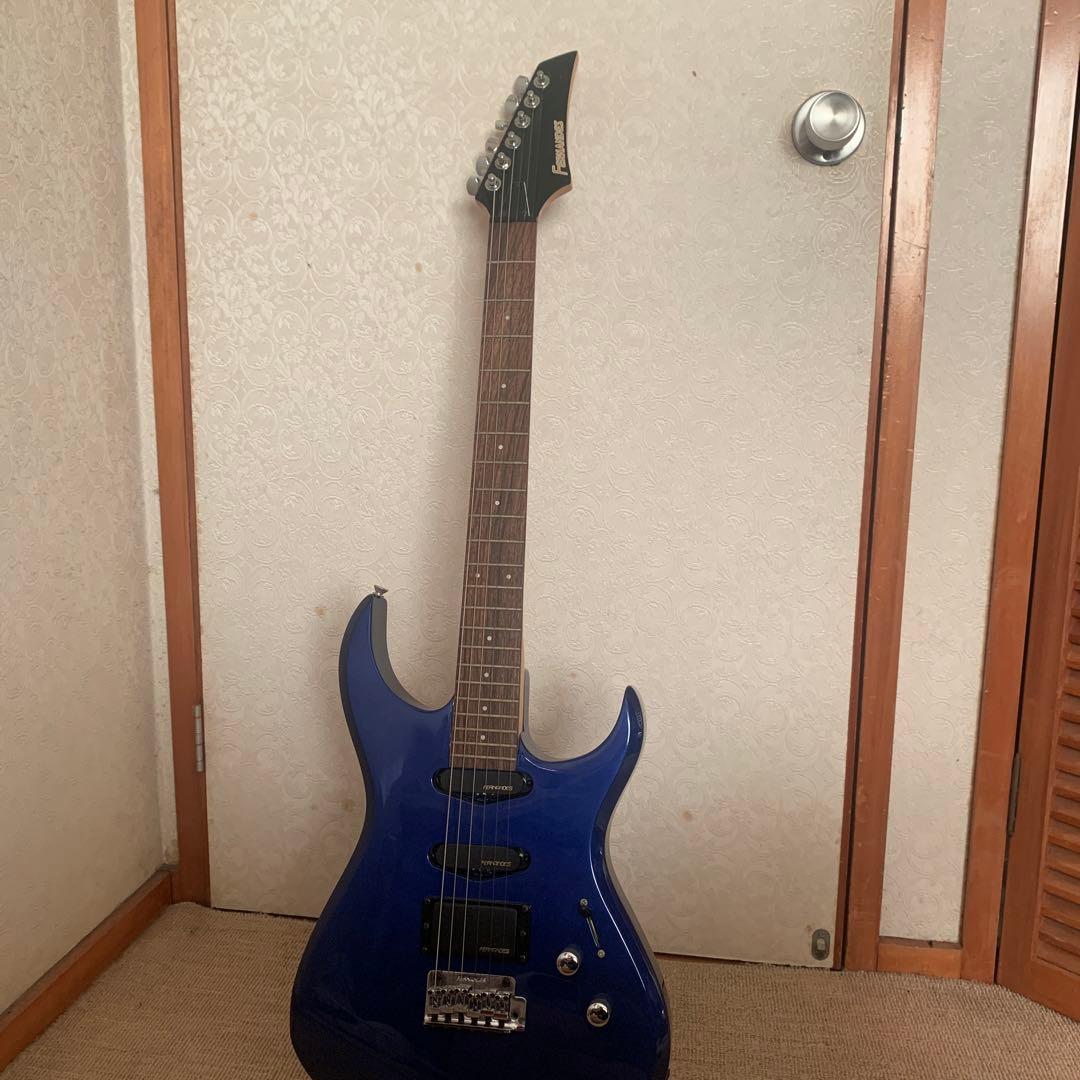 エレキギター 青