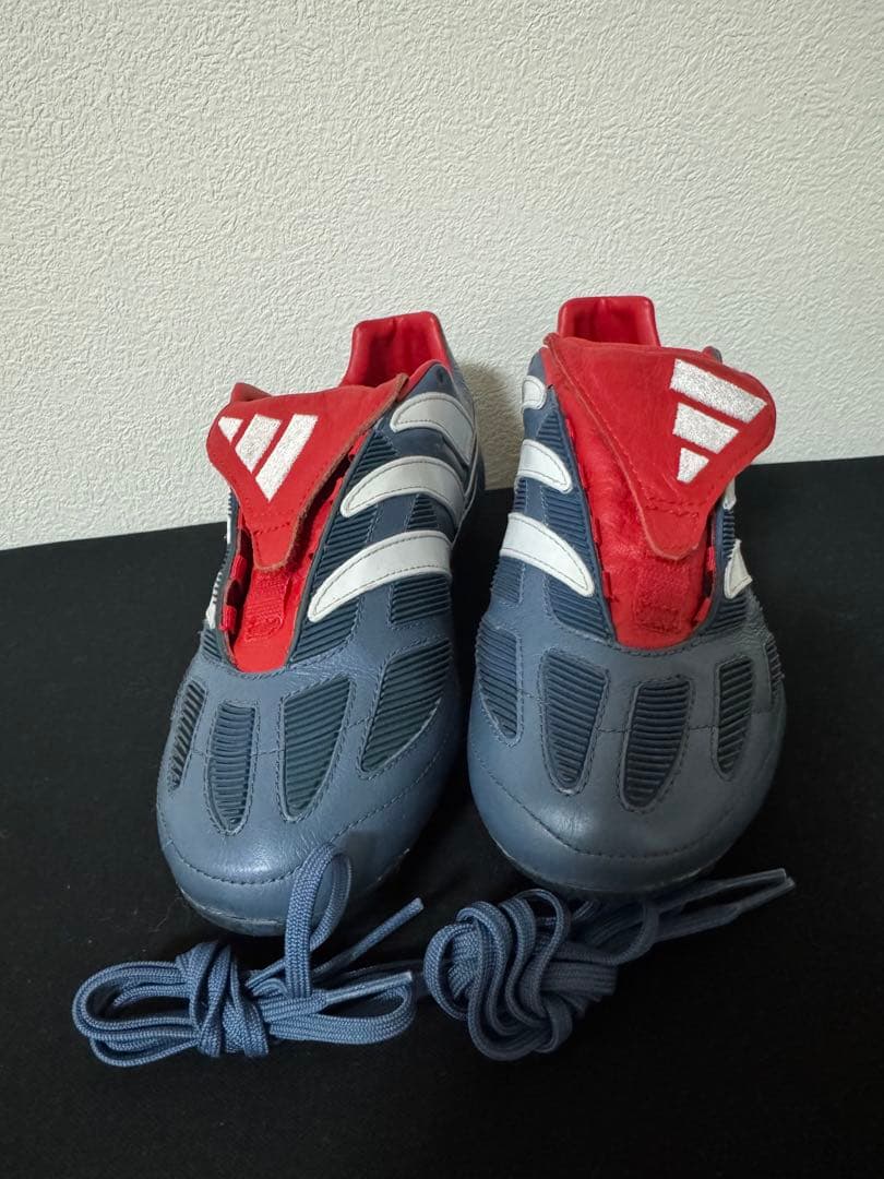 adidas プレデタープレシジョン　限定カラー