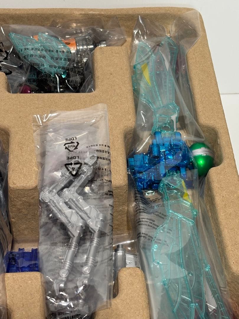 DXキングオージャー(王様級重塗装メッキVer.) 開封品