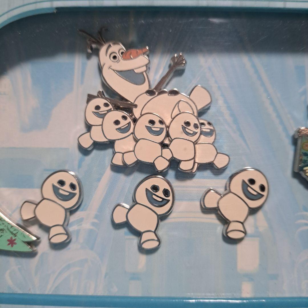 ディズニーストア　アナと雪の女王　エルサ　ピンバッジ　セット　LE 800