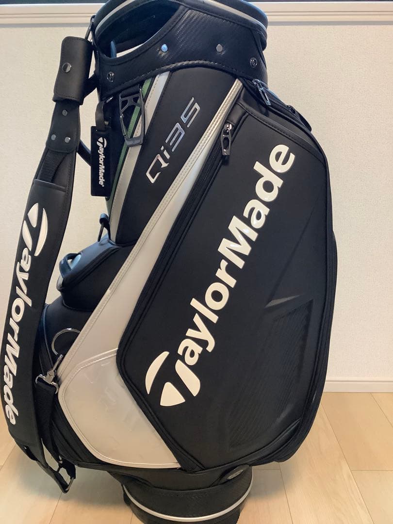 【超美品】Qi35 キャディバッグ　プロ仕様！！
