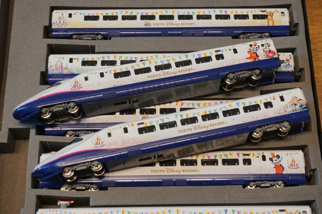 KATO　E2系「Magical Dream Shinkansen仕様」　１０両