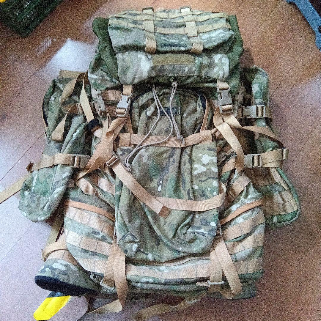 KIFARU バックパック マルチカム迷彩 付属ポーチ　セット