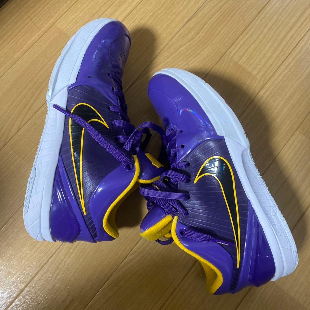 Nike kobe4 protro undefeated パープル