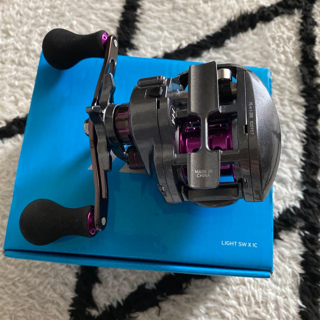 ❣️値下げ❣️Daiwa LIGHT SW X IC フィッシングリール