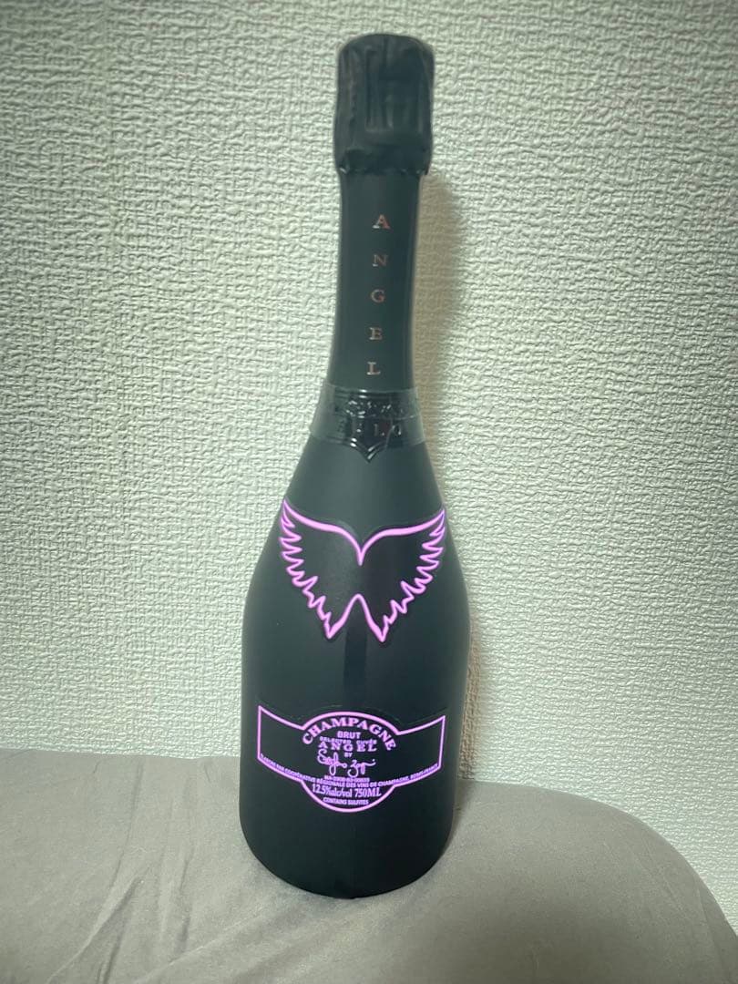 ANGEL シャンパン ヘイロー　 ピンク　ボトル