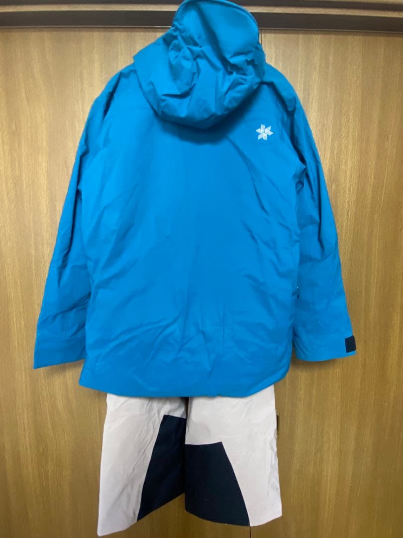 2023-2024 GOLDWIN　ウェア 上下