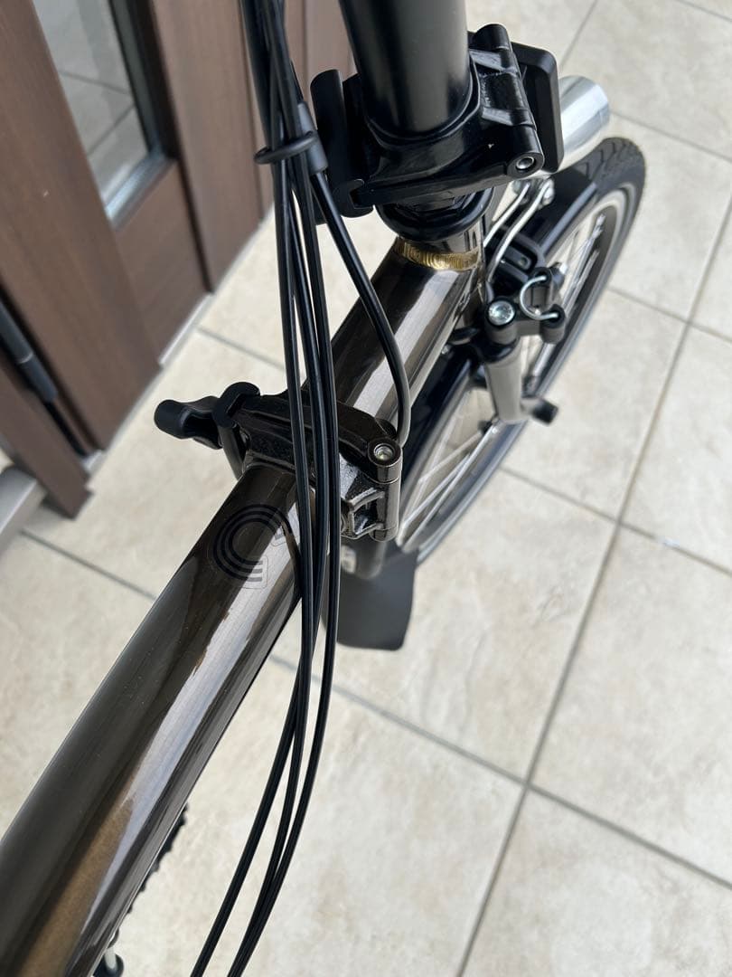 ブロンプトンm6l ブラックラッカー　2025モデル