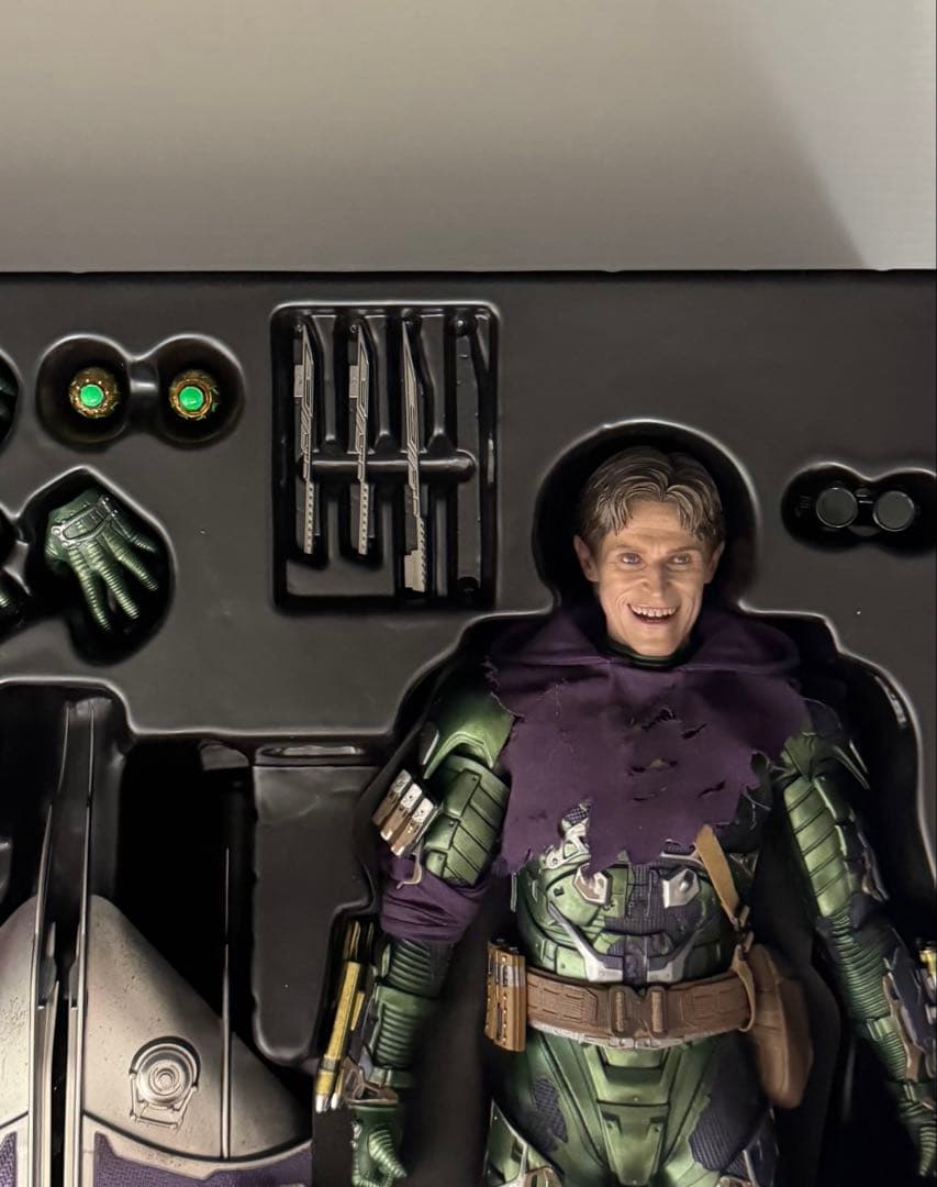 ホットトイズ　グリーンゴブリン　アップグレードスーツ