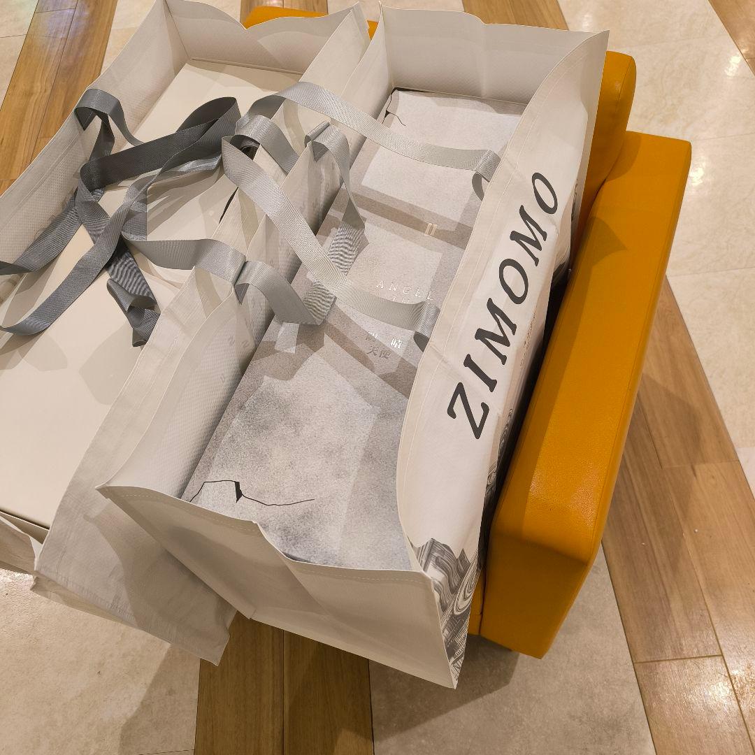 【新品　直営店購入】LABUBU ZIMOMO 新品 ぬいぐるみ ジモモ　正規品