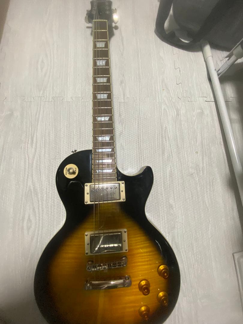 エピフォン　レスポール