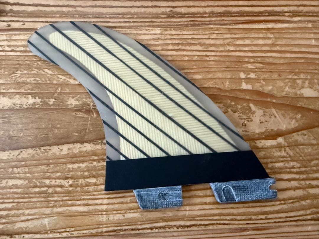 FIRE WIRE FCS2 バンブーコアのクワッドフィン 4枚セット M