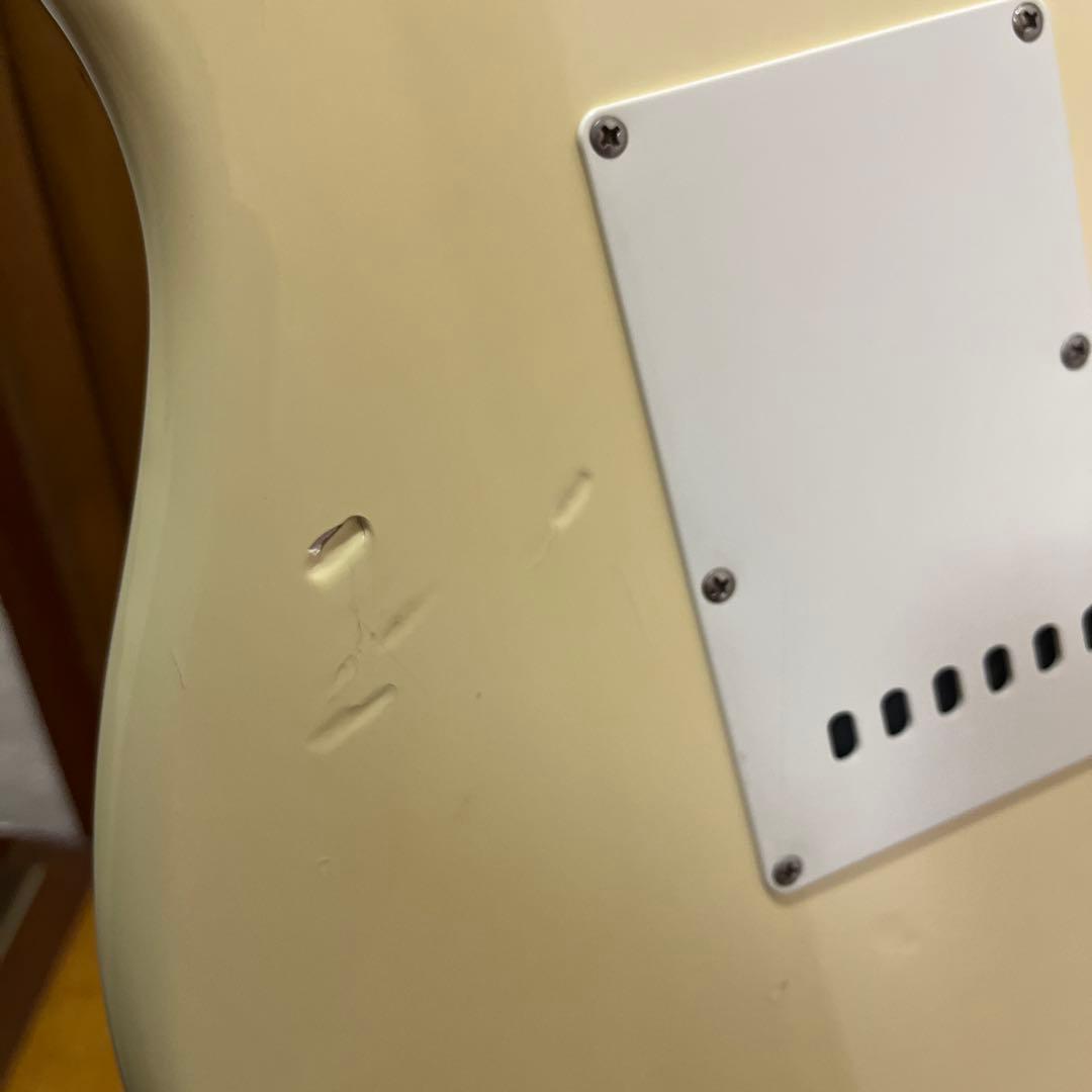 Squier CST-30 ストラトキャスター