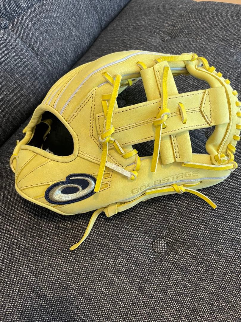 アシックス　ゴールドステージ　軟式用グローブ