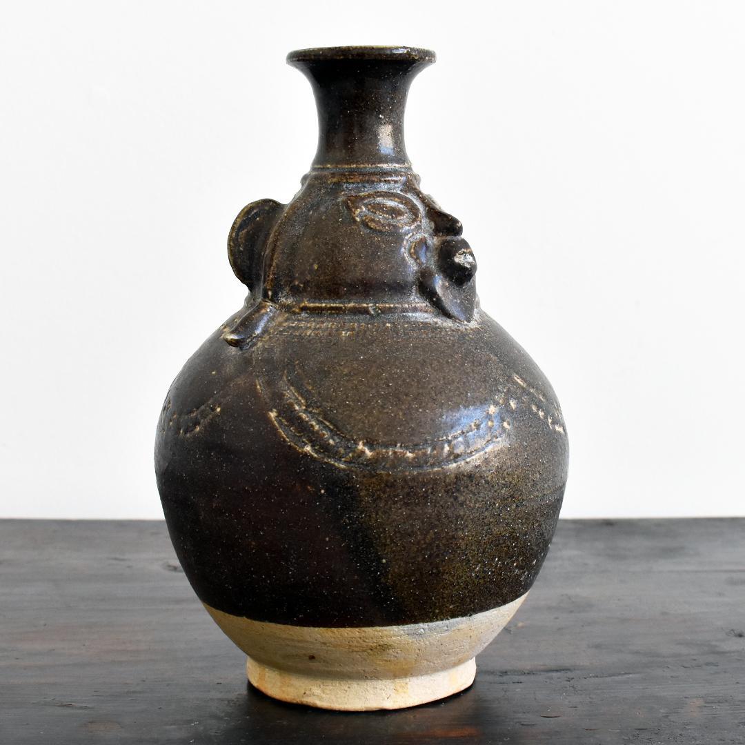 クメール カンボジア ポストアンコール 黒褐釉人面壺 /壷 古陶器 古道具