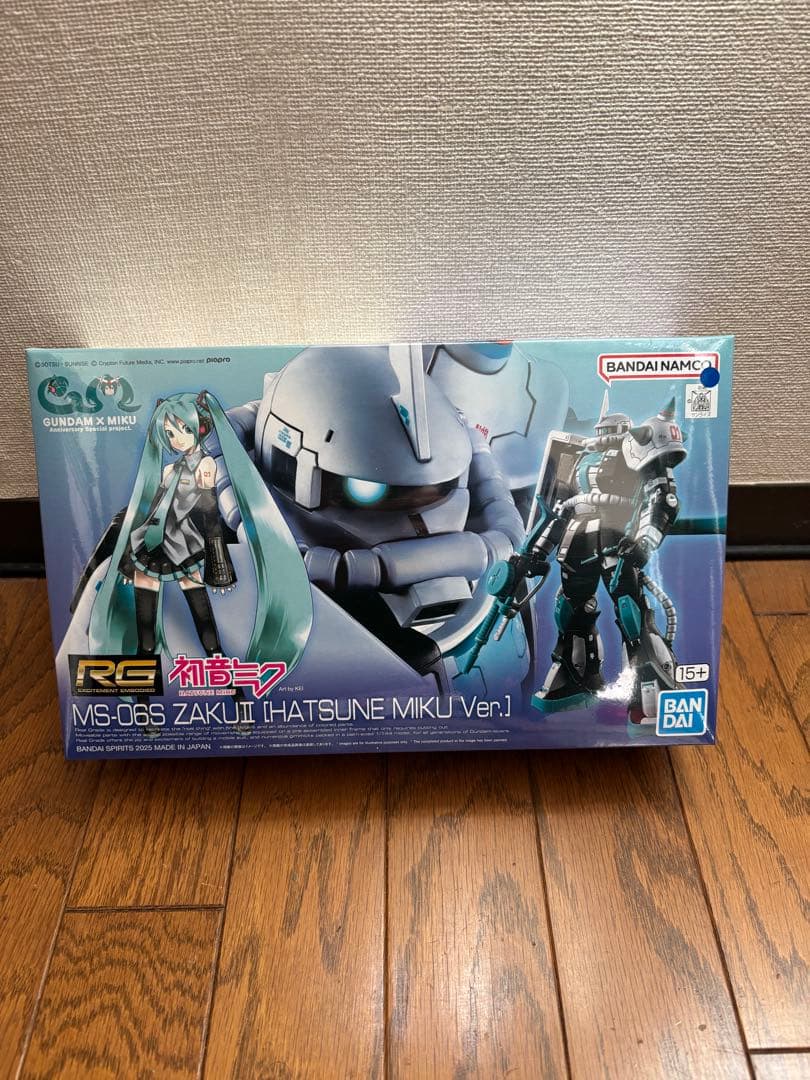 新品未開封　RG ザクII 初音ミクver. 限定