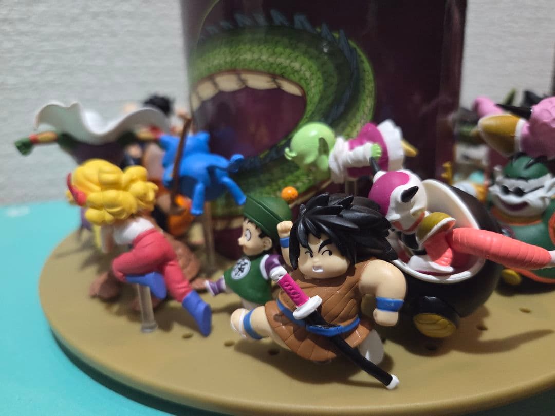 ドラゴンボール　背表紙　フィギュア