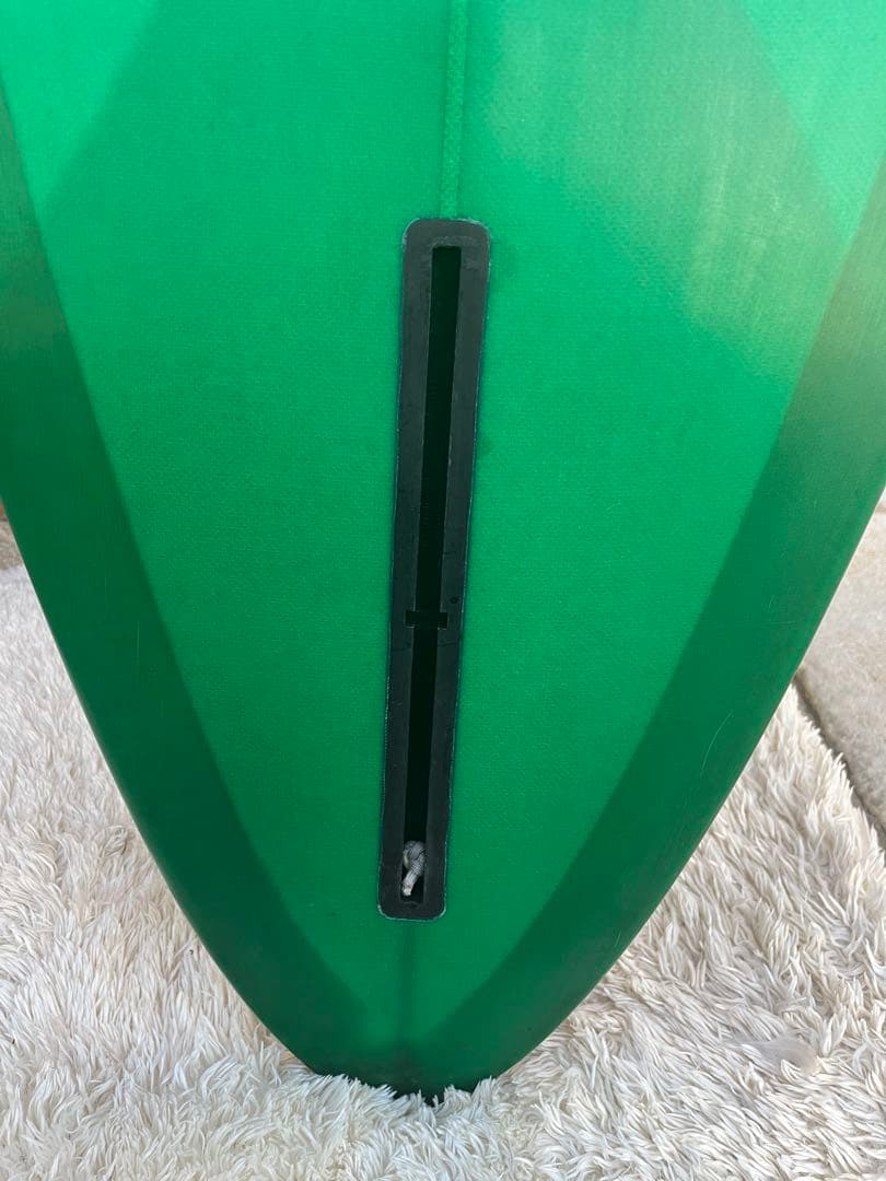 弾丸！ミッドレングスシングルフィンSAKAE SURFBOARD 7’7\"