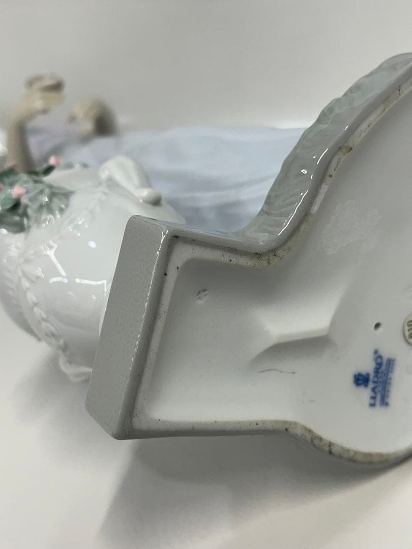 LLADRO リヤドロ　気品に満ちて　陶器人形　お花　置物　コレクション