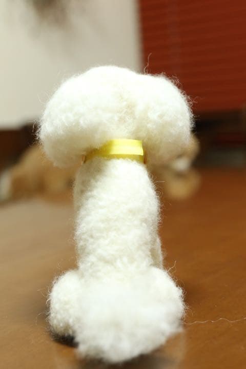 羊毛フェルト　トイプードル
