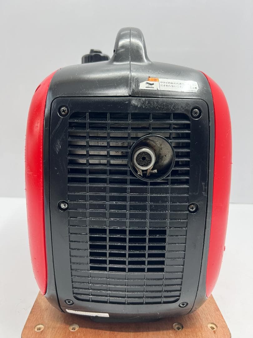 新ダイワ インバーター発電機 iEG1600M 【動作良好・保証付】★81216