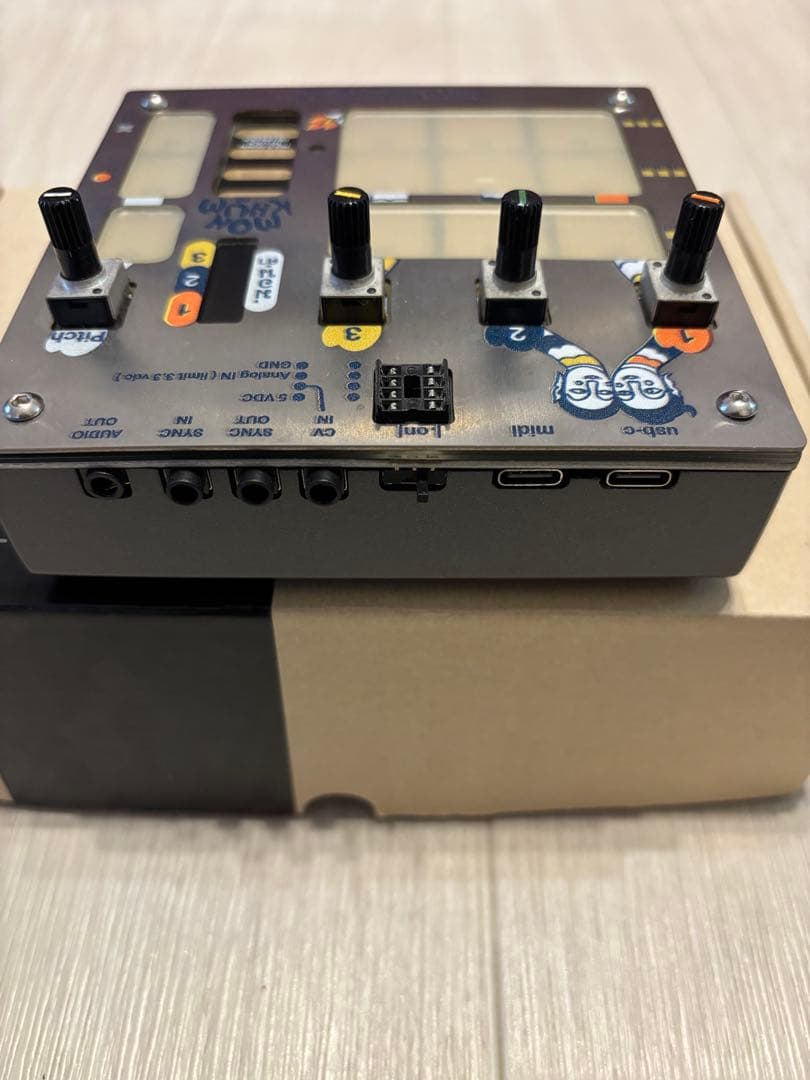 MONKHUM MON2 サウンドスケープマシン　シンセ + サンプラー