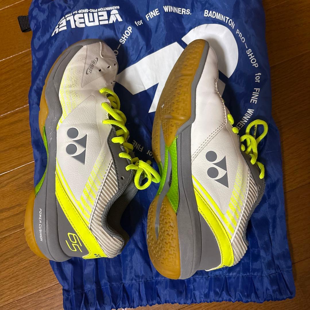 YONEX バドミントンシューズ 65 ホワイト/グレー/イエロー