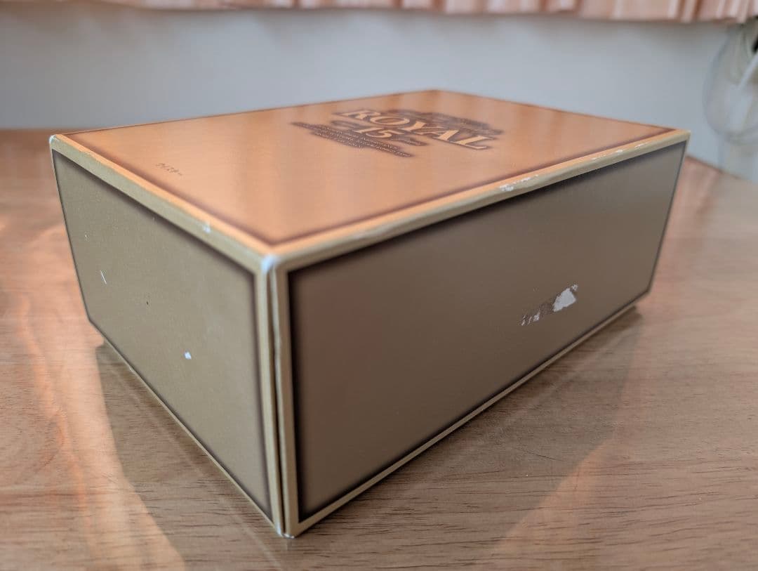 サントリーウイスキー ローヤル15年ゴールドラベル 750ml 未開封