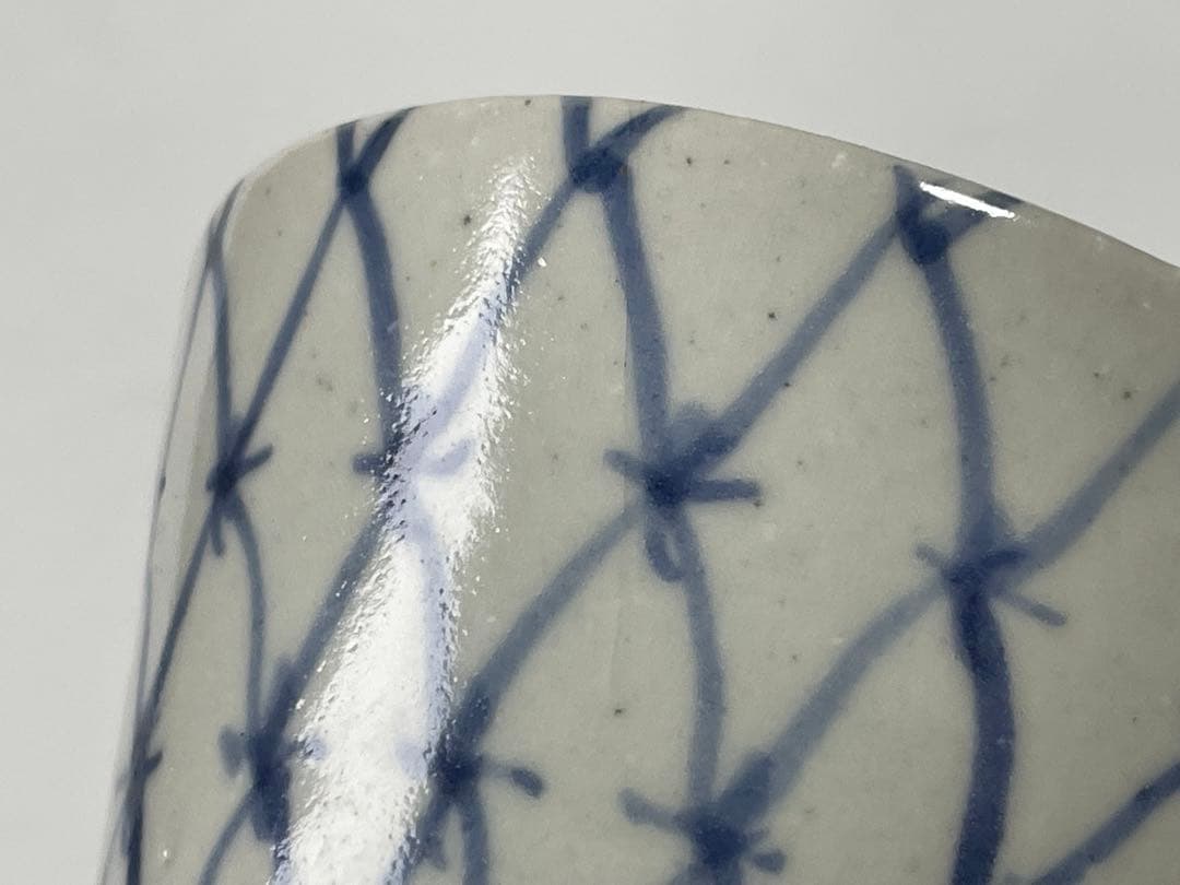 骨董　古伊万里　アンティーク　染付　網代文様　網文様　蕎麦猪口　酒器　初期伊万里