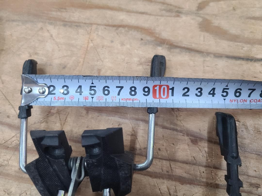 スキーブレーキの交換部品各種 x16