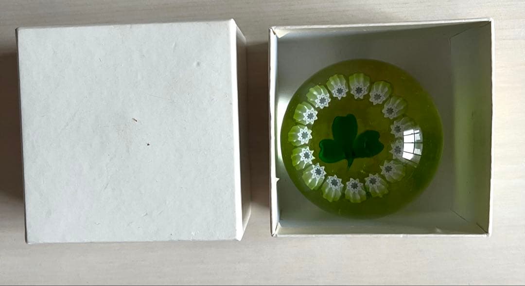 Caithness Glass ペーパーウェイト ガラス クローバー ケイスネス