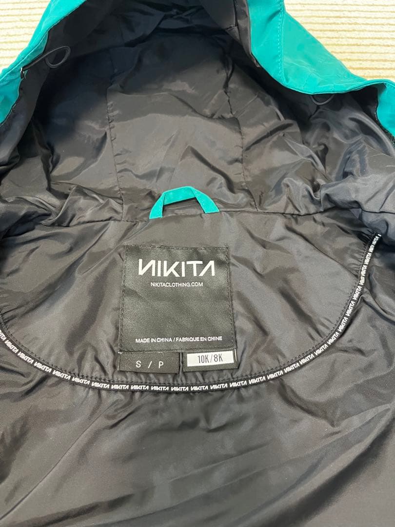 新品　ニキータ　スノーボード　ウエア　ジャケット　レディースS スキー
