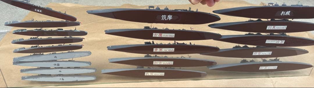 TYPE-A 戦艦プラモデル　完成品　ガラスショーケース付き！