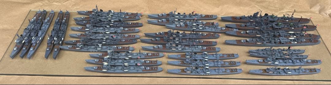 TYPE-A 戦艦プラモデル　完成品　ガラスショーケース付き！