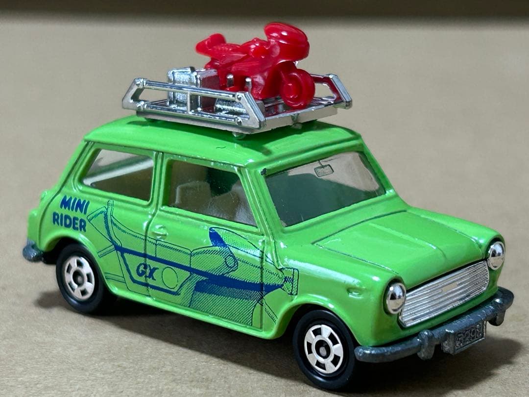 日本製 トミカ ミニクーパー ポケバイ付