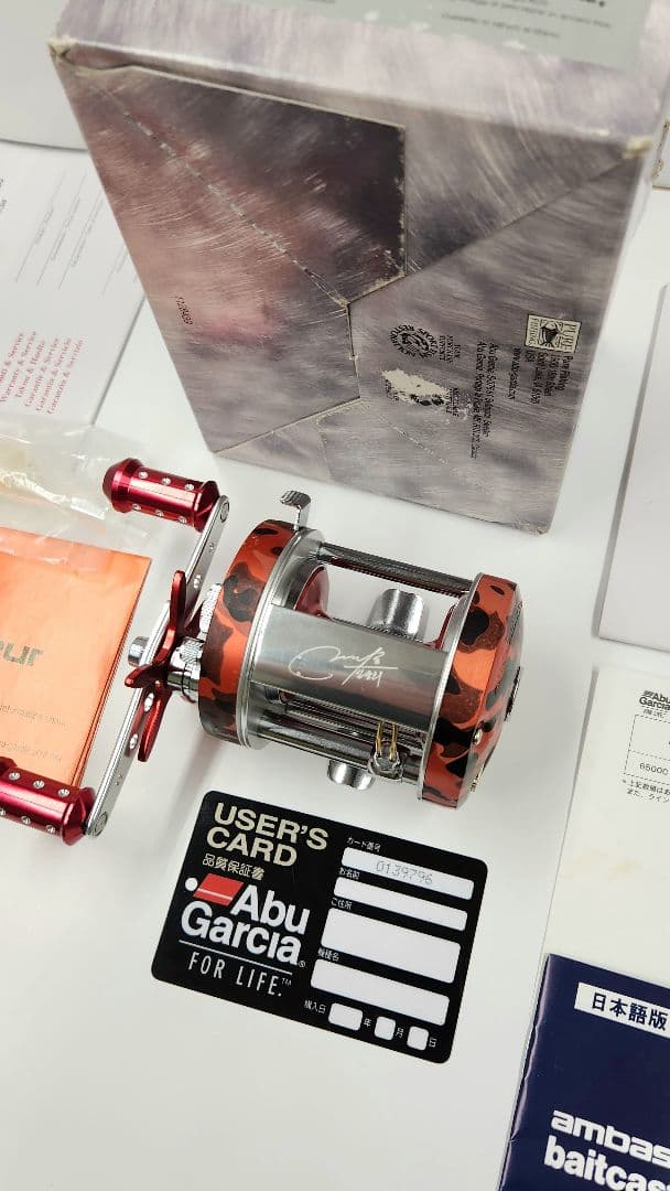 Abu Garcia 6500c ベイトリール オレンジカモ korea 雷魚
