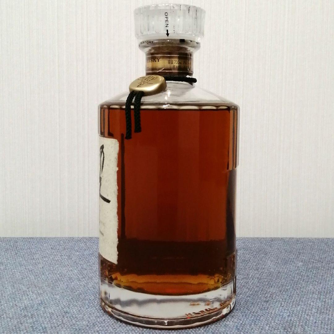 響 ( 旧17年 )24面カットキャップ　700ml43%　裏ラベル無し