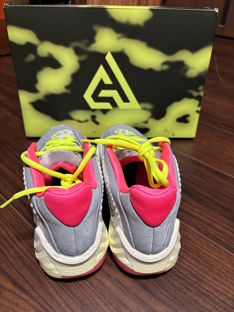 ヤニス フリーク 7 \"Shapeshift\" EP