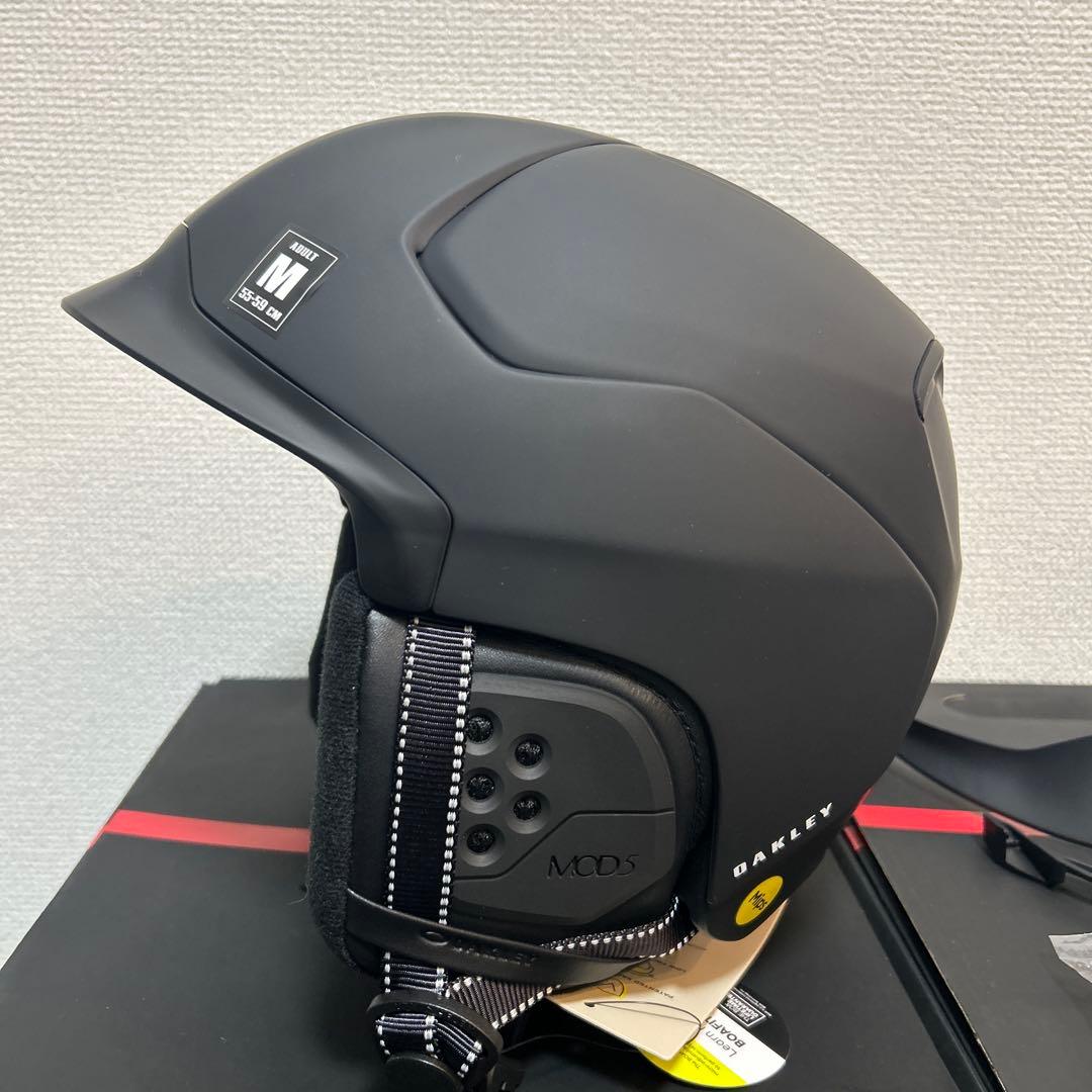 mod5 PRADA オークリー　コラボ　ヘルメット　新品未使用