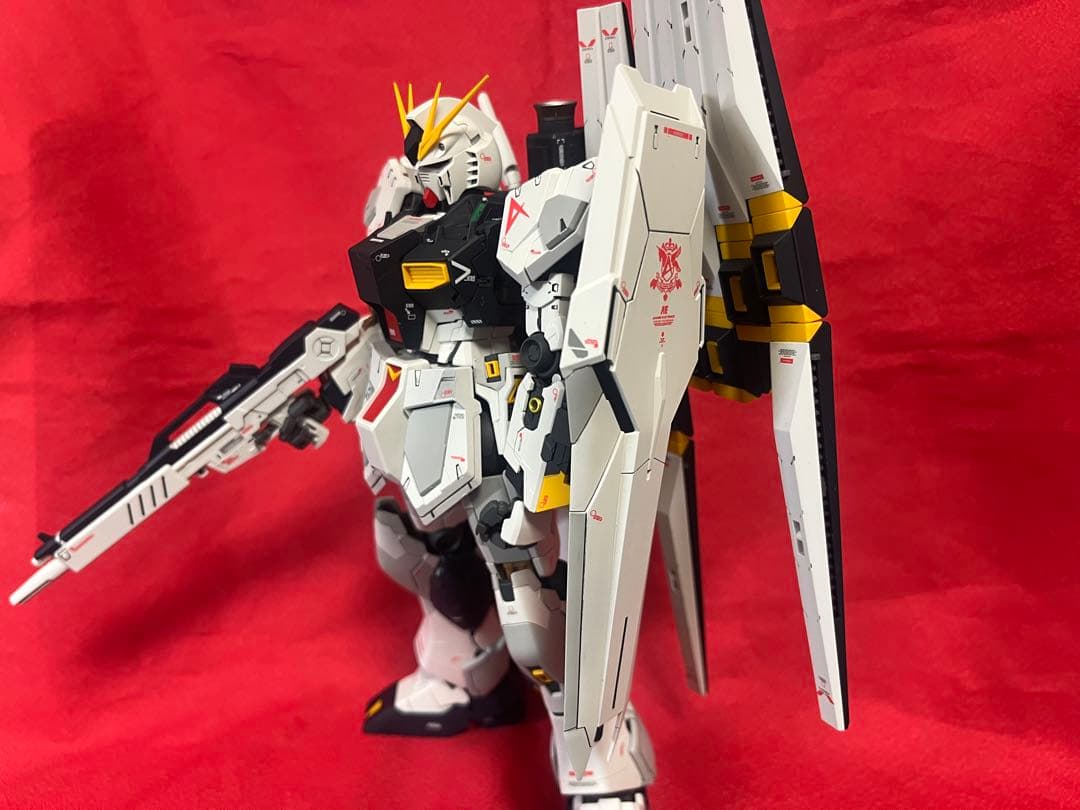 MG1/100 RX-93 νガンダムver.Ka塗装完成品