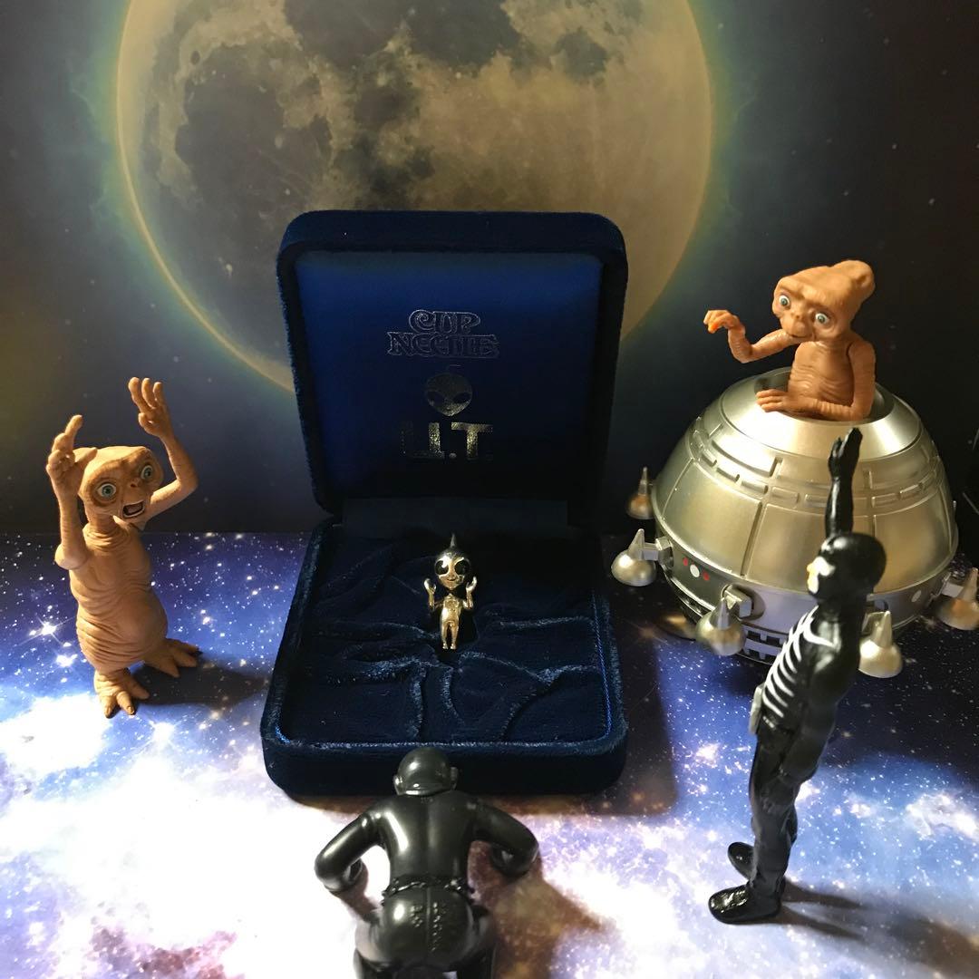 U.T. ペンダントトップ（カップヌードル）懸賞品