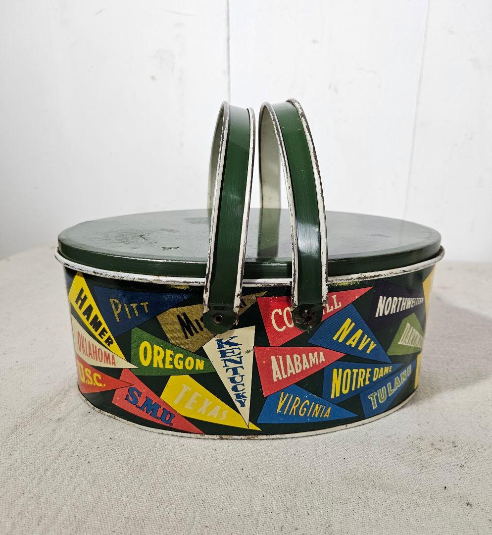 US vintage TIN缶 カレッジ ペナント オブジェ ハンドル 中蓋付き