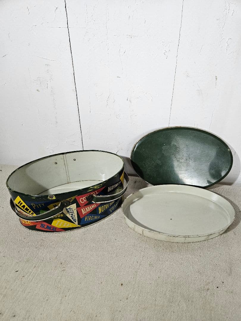 US vintage TIN缶 カレッジ ペナント オブジェ ハンドル 中蓋付き