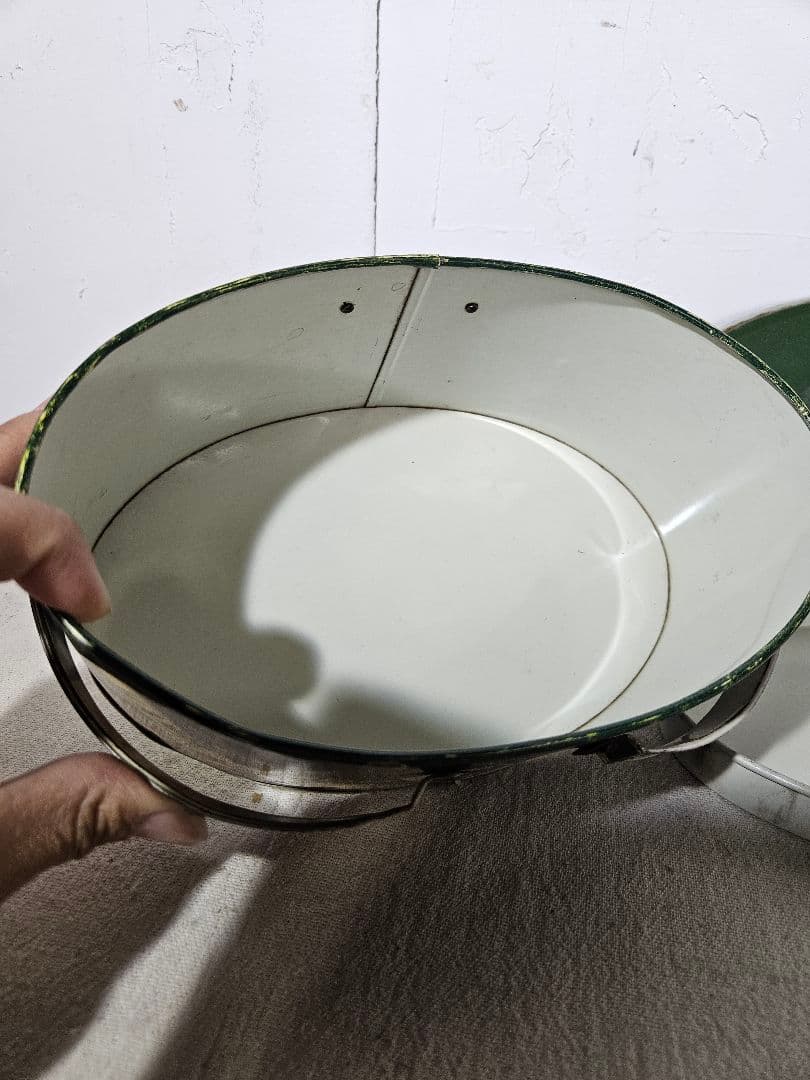 US vintage TIN缶 カレッジ ペナント オブジェ ハンドル 中蓋付き