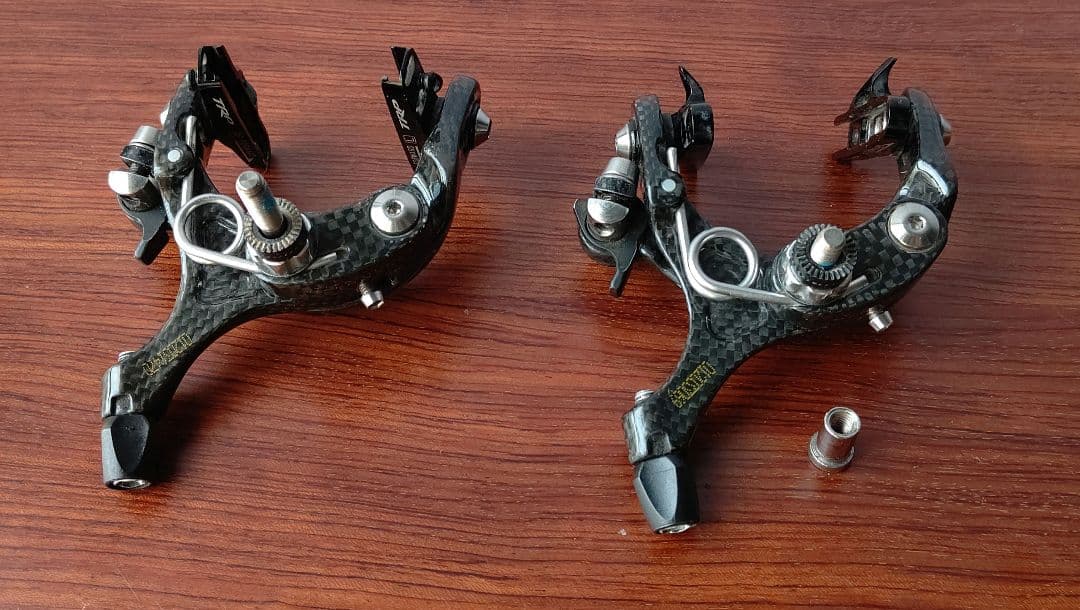 中古 TRP R950 SLカーボンキャリパーブレーキセット ブラック