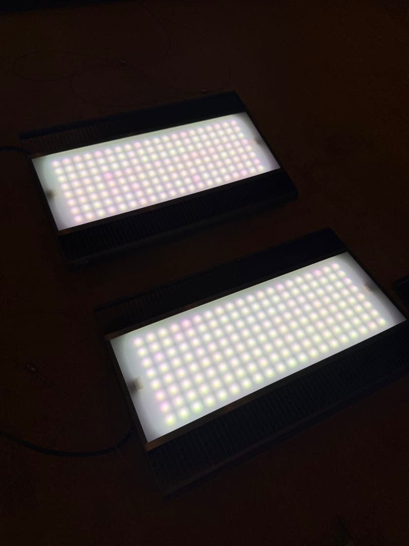 【美品】ソーラーRGB　ADA　シェード付き　2基