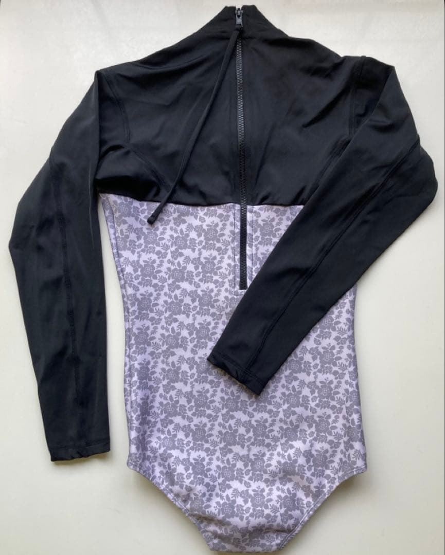 【新品】eco bitch beach style サーフスーツ