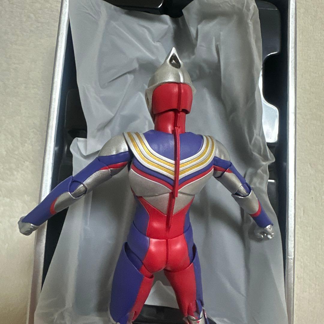 真骨彫 ウルトラマンティガマルチタイプ イーヴィルティガセット
