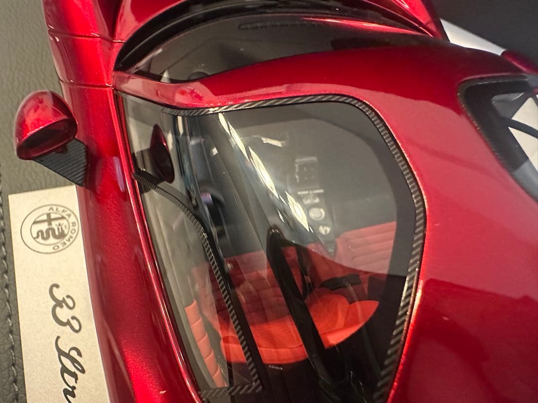 新品希少 BBR 1/18 アルファ ロメオ 33 Stradale ミニカー