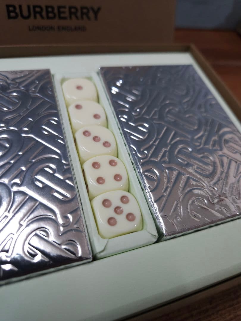 未使用☆BURBERRY バーバリー トランプ 2組セット サイコロ ダイス